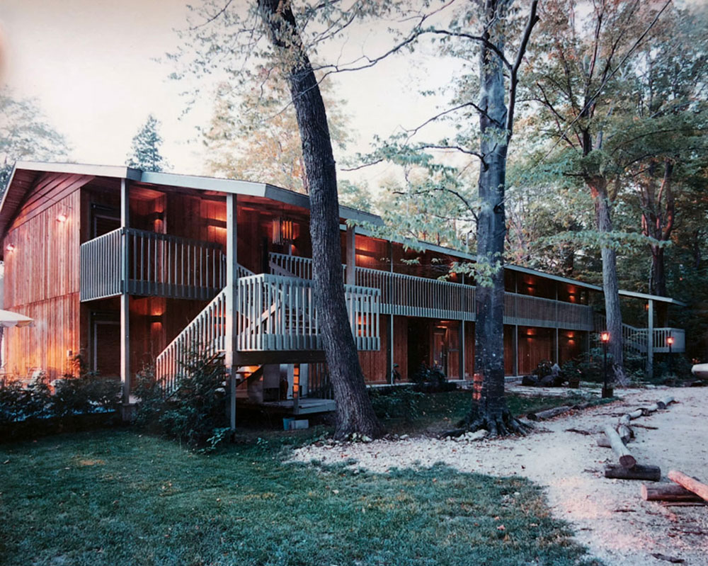 Exterior of Shallows motel from the 1960s